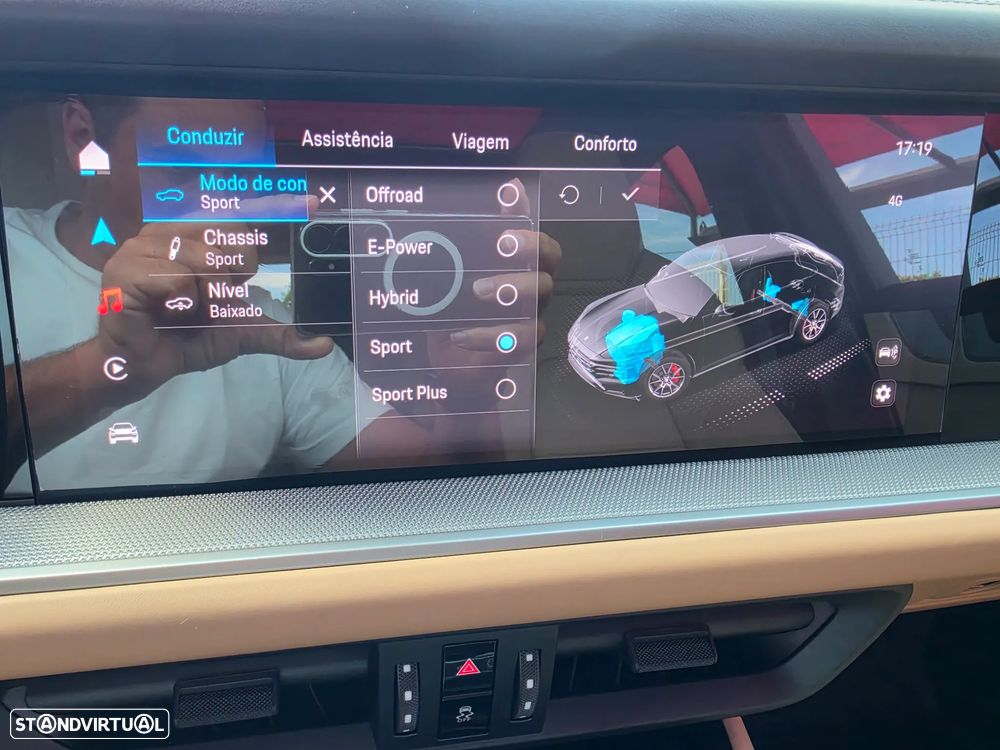 Porsche Cayenne E-Hybrid - 38