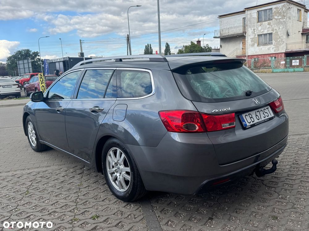 Honda Accord 2.2d Executive - 11