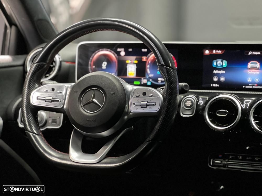 Mercedes-Benz A 250 e AMG Line - 12