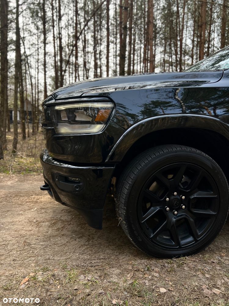 RAM 1500 5.7 Crew Cab Shortbed Laramie Black - 8