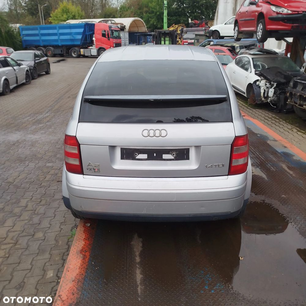 Audi A 2 na części . - 10