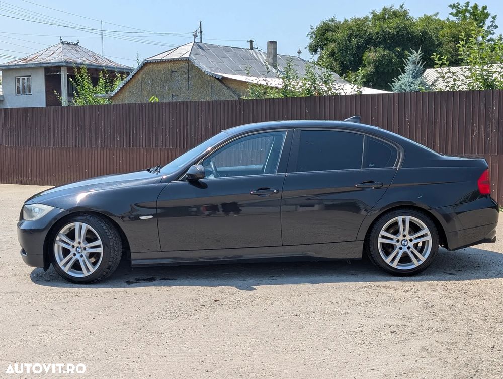BMW Seria 3 320i - 2