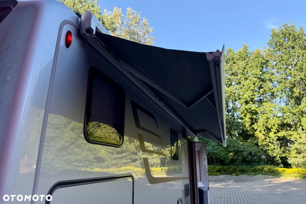 Hymer-Eriba BML 880 - 38