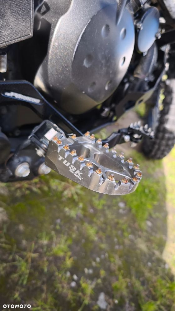 Kawasaki KLR - 23
