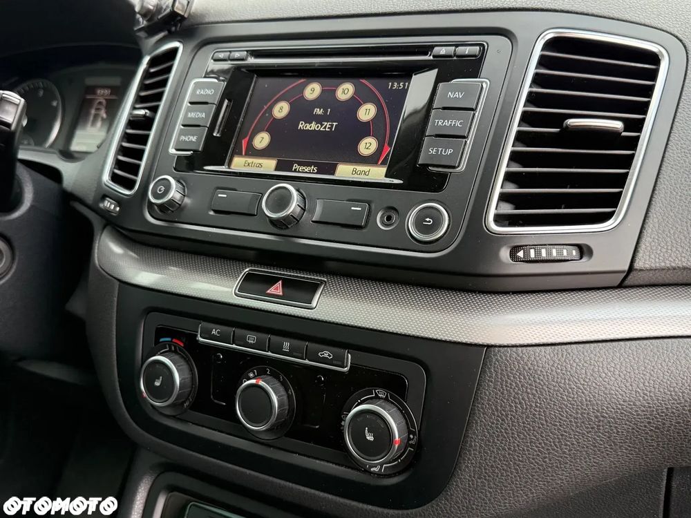 Volkswagen Sharan 2.0 TDI DPF BlueMotion Comfortline - 6