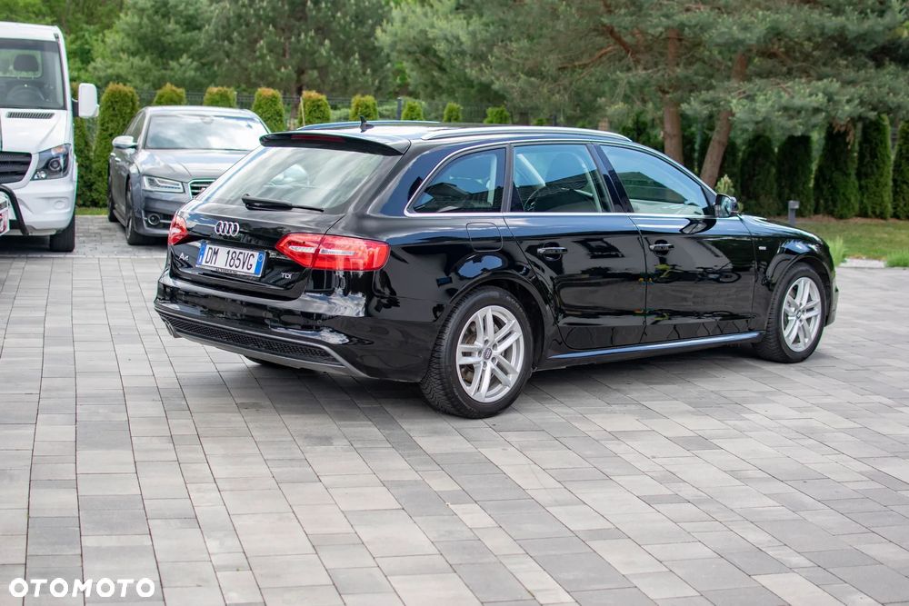 Audi A4 Avant 2.0 TDI DPF S line Sportpaket - 4