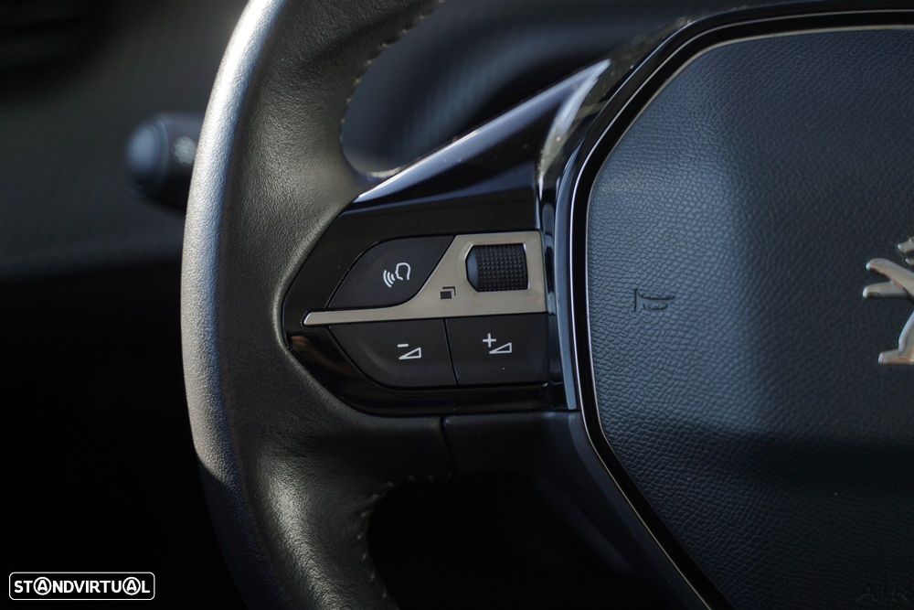Peugeot e-208 50 kWh Active Pack - 20