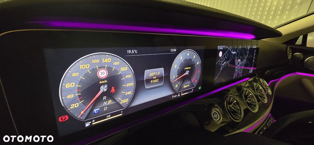 Mercedes-Benz Klasa E 400 4Matic Cabrio 9G-TRONIC AMG Line - 11