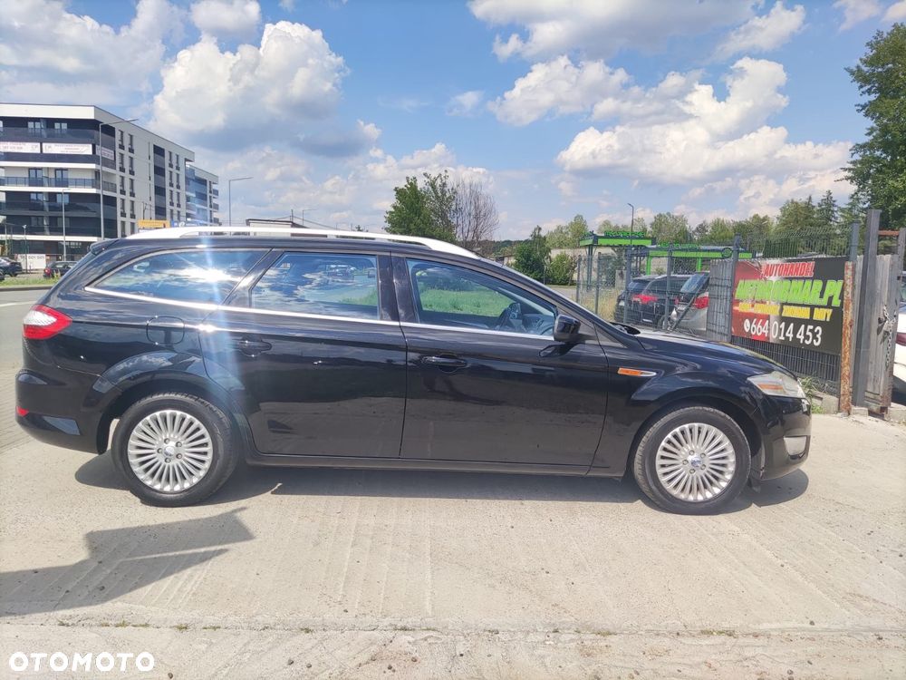 Ford Mondeo 2.0 Ghia - 2