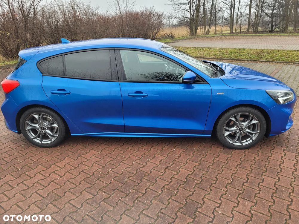 Ford Focus 1.0 EcoBoost mHEV ST-Line X - 2