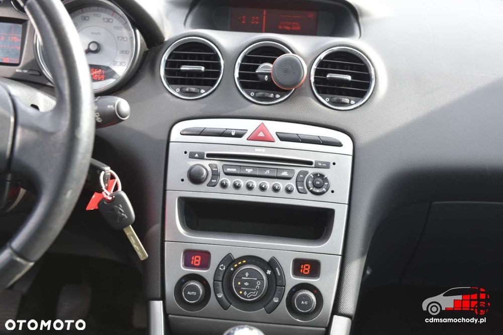 Peugeot 308 - 24