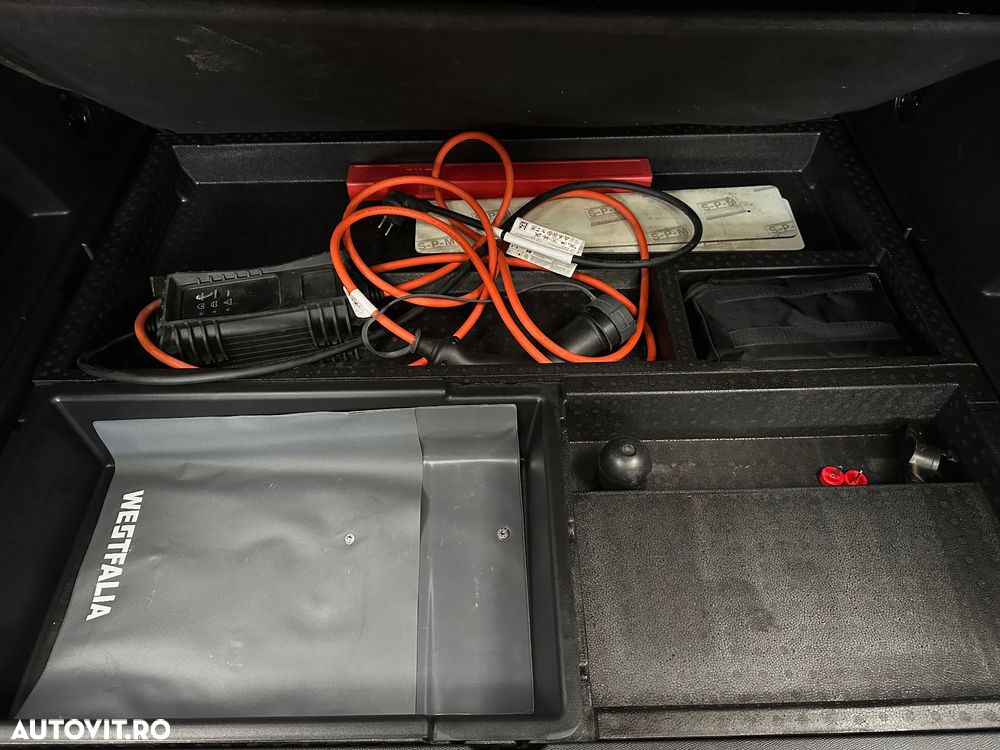 Peugeot 3008 PHEV EAT8 4X4 GT Pack - 31