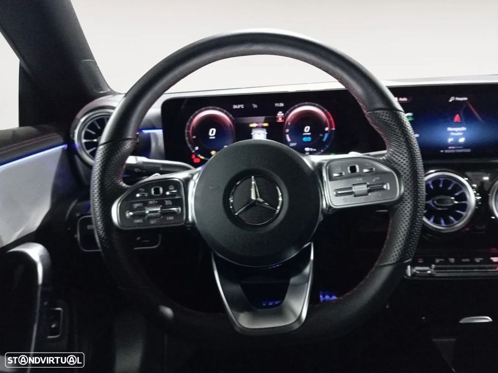Mercedes-Benz CLA 250 e AMG Line - 13