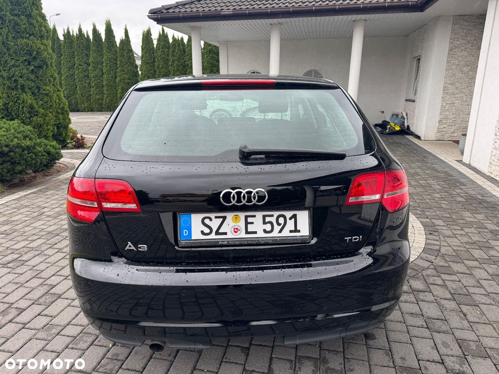 Audi A3 Sportback 2.0 TDI DPF Attraction - 5