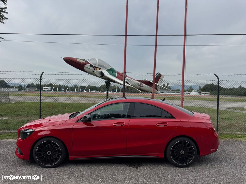 Mercedes-Benz CLA 220 d AMG Line Aut. — fotografia 2