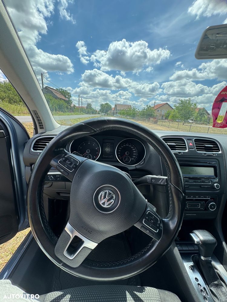 Volkswagen Golf - 4