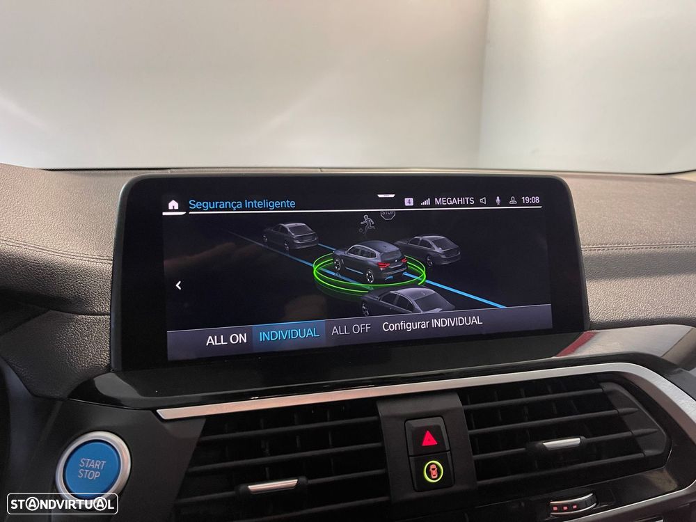 BMW iX3 Inspiring - 26