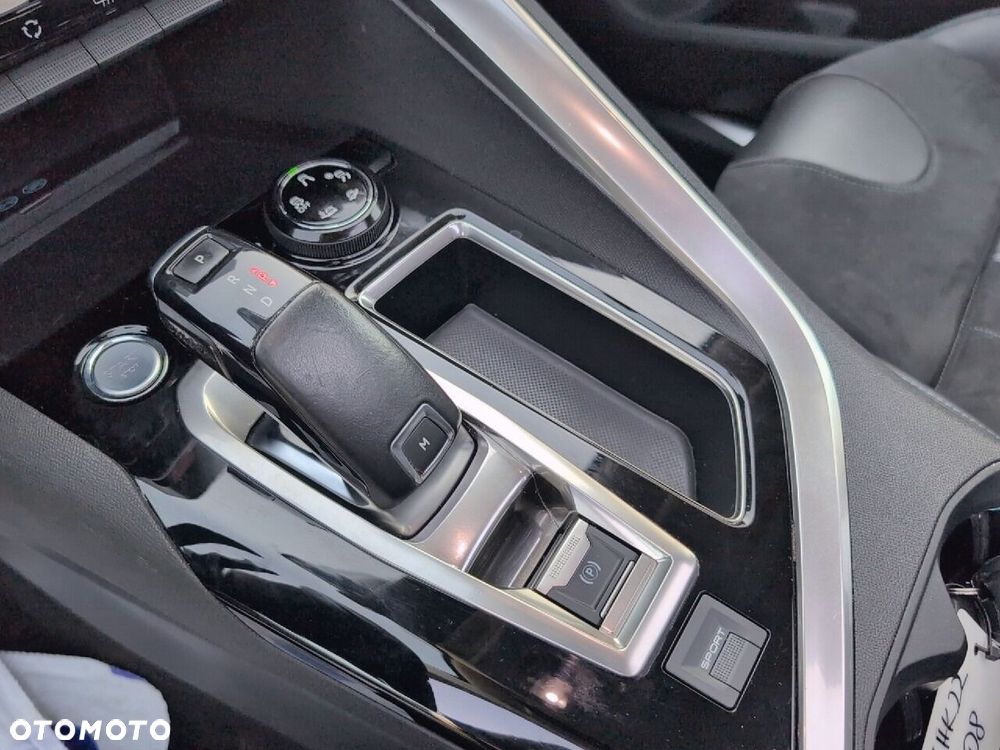 Peugeot 5008 2.0 BlueHDI Crossway S&S EAT8 - 20