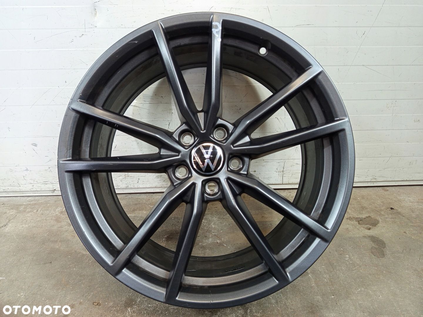 FELGA VW PASSAT 3G 3G0 PRETORIA 3G0601025 BH 19 19 8J ET44 5X112 - 1