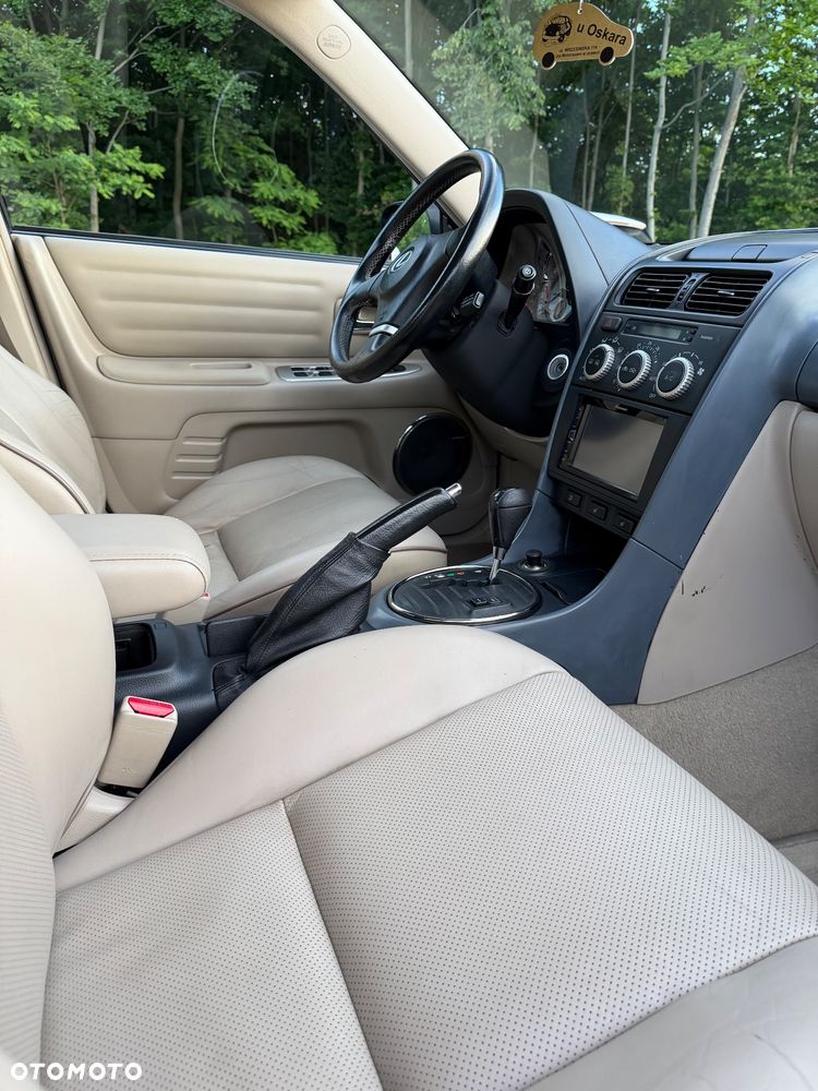 Lexus IS 200 Prestige - 6