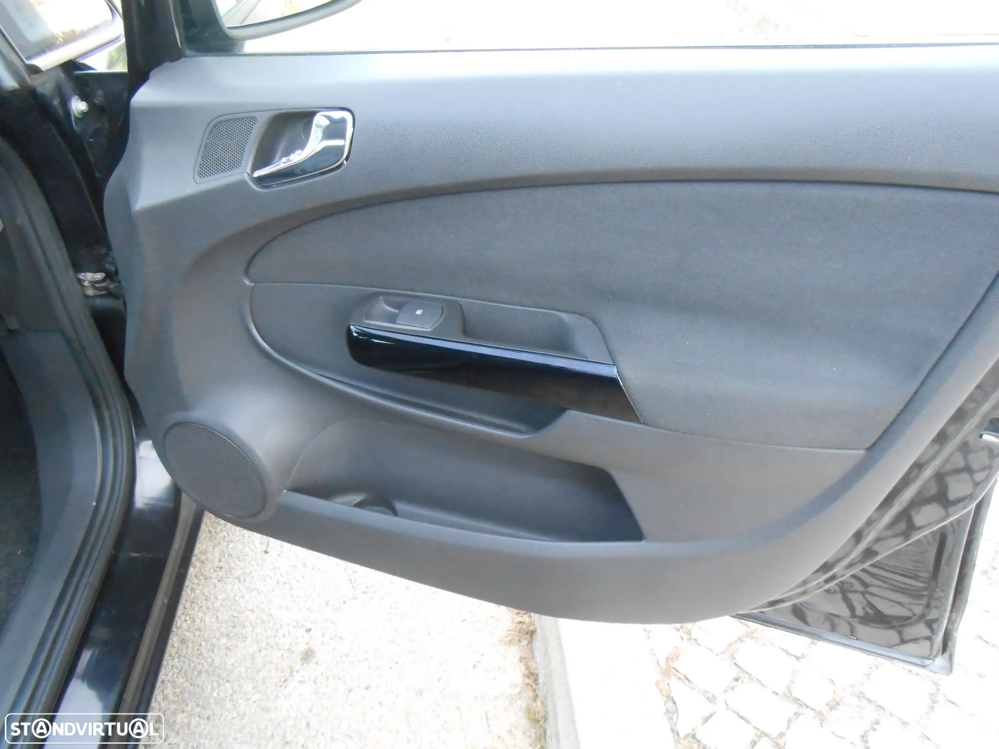 Opel Corsa 1.3 CDTi Enjoy EcoFLEX - 21