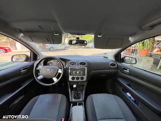 Ford Focus - 5