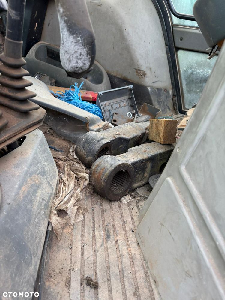 Valtra 8150/8350/8450/8550 na części - 9