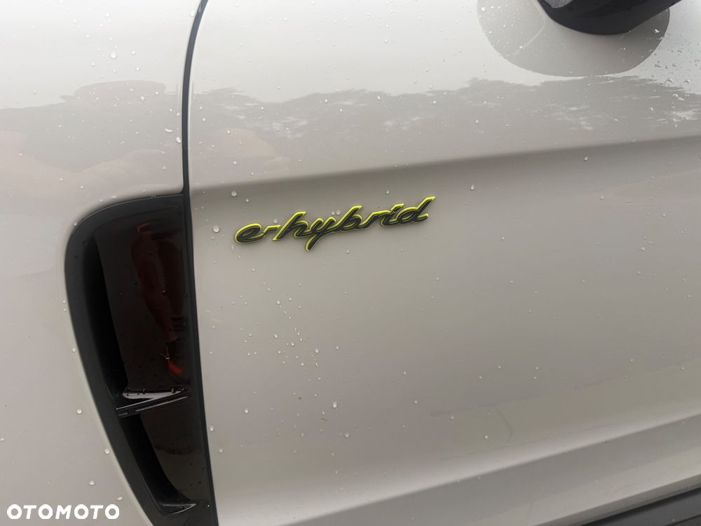 Porsche Panamera 4S GPF Executive - 38
