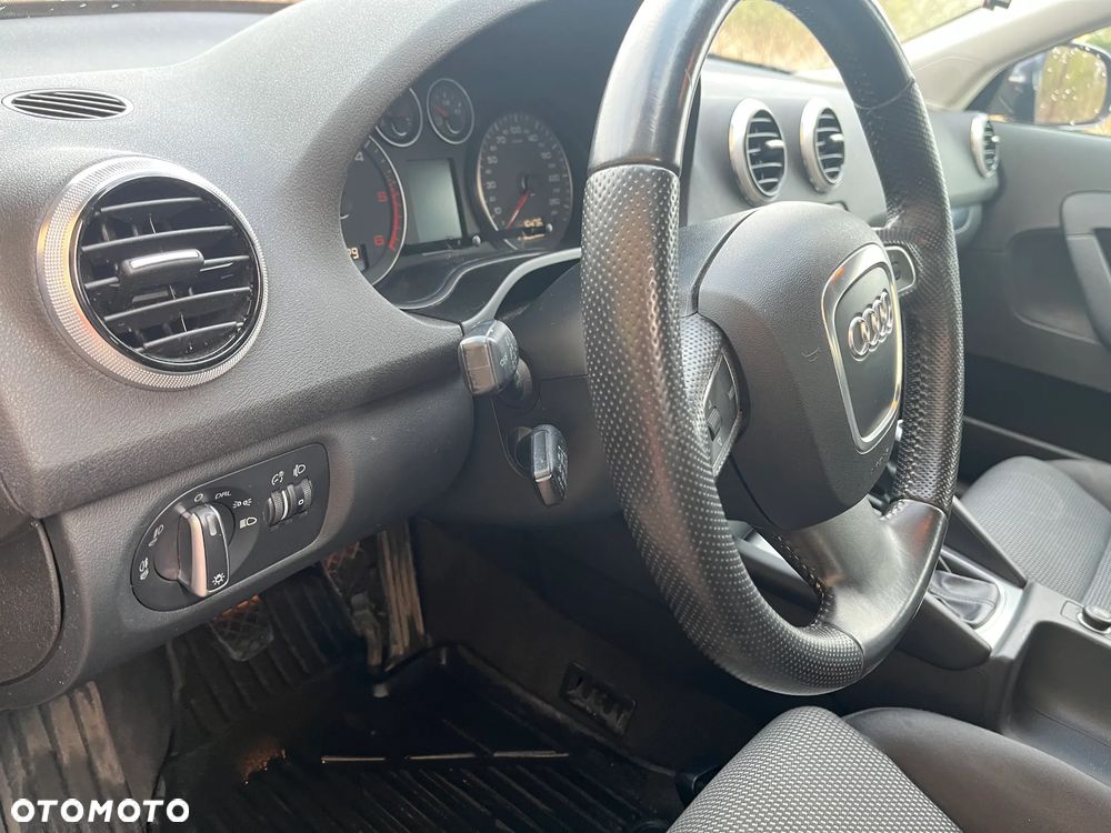 Audi A3 Sportback - 9