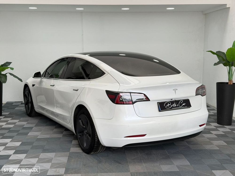 Tesla Model 3 Standard Range Plus RWD - 4