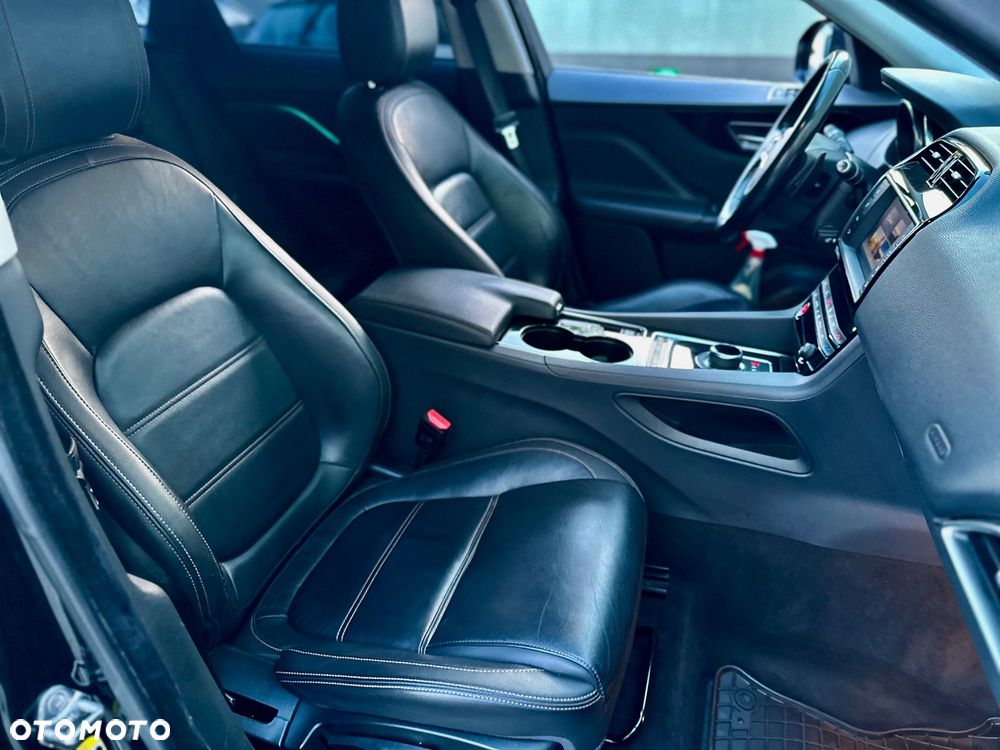 Jaguar F-Pace 20d AWD Prestige - 20