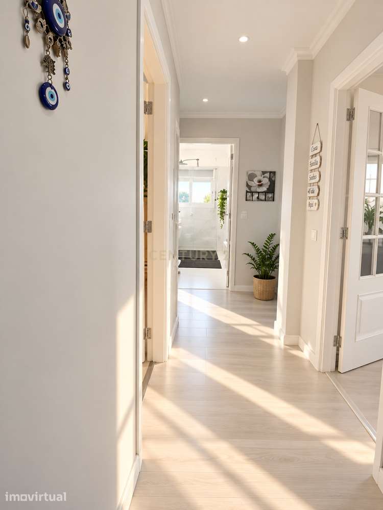 Apartamento T2,  1º Andar na Quinta do Conde com Arrecadação - Grande imagem: 3/11