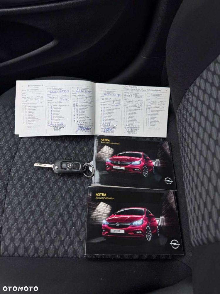 Opel Astra - 11
