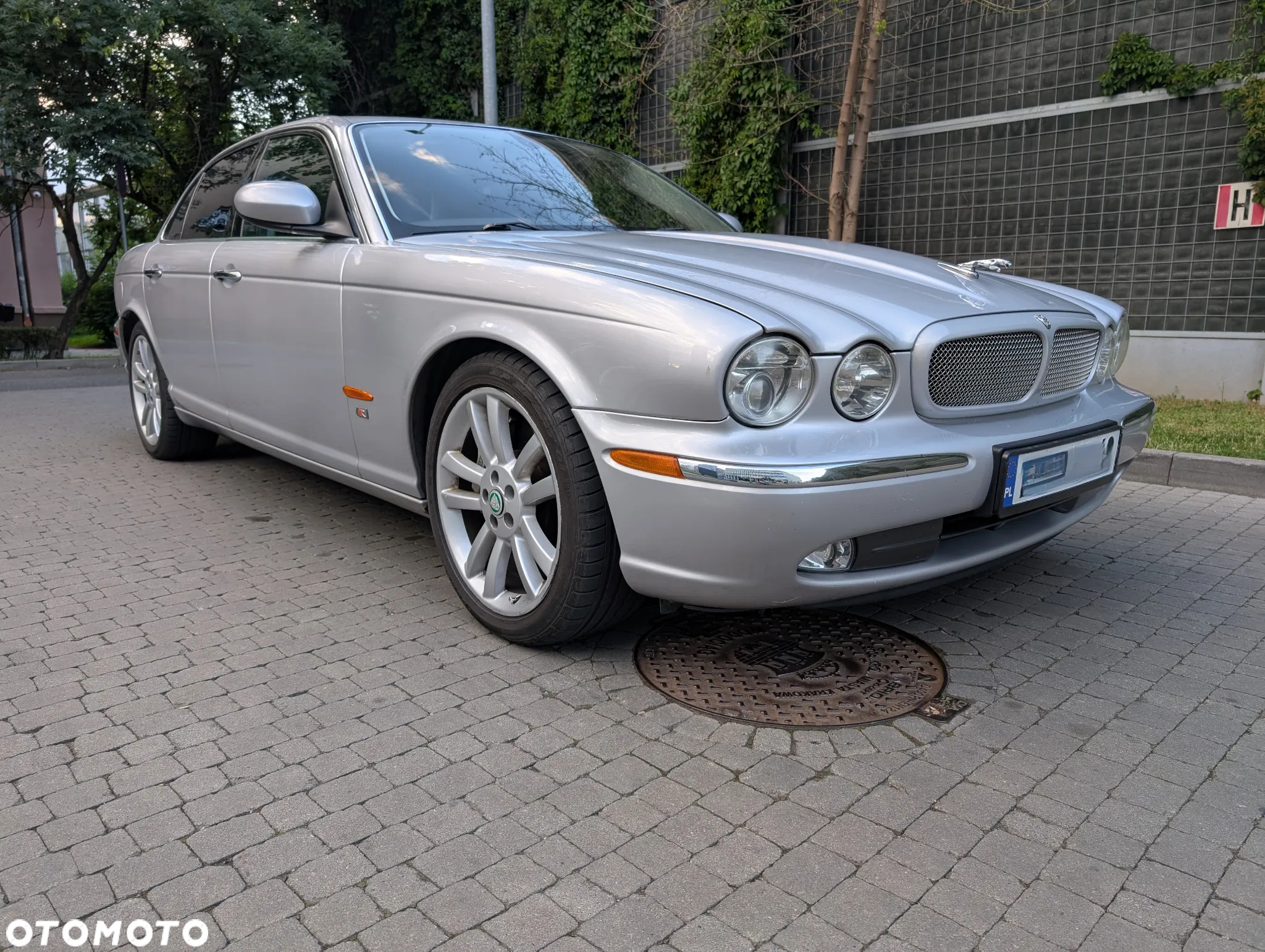 Jaguar XJR 4.2 - 28