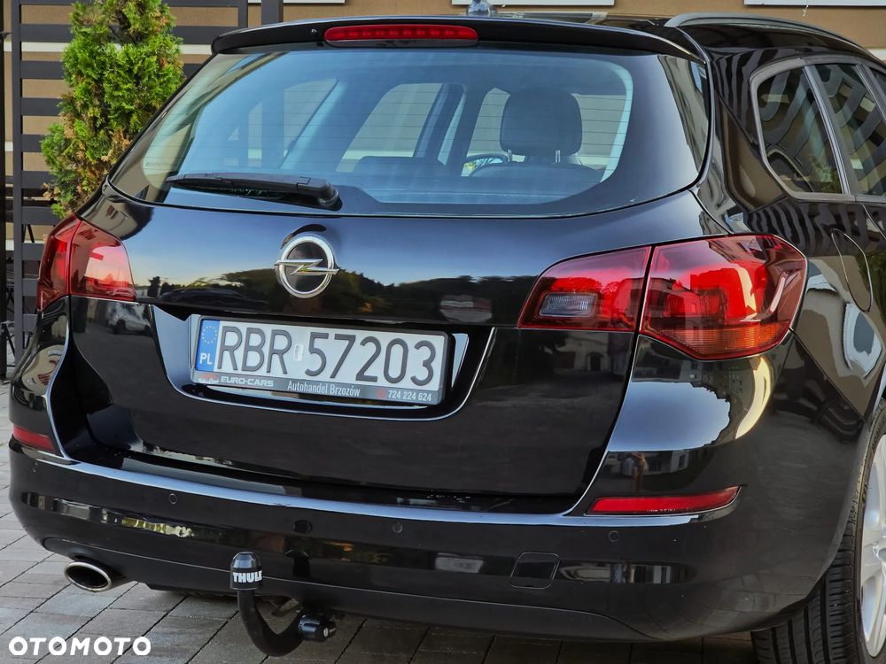 Opel Astra 1.4 T Cosmo - 27