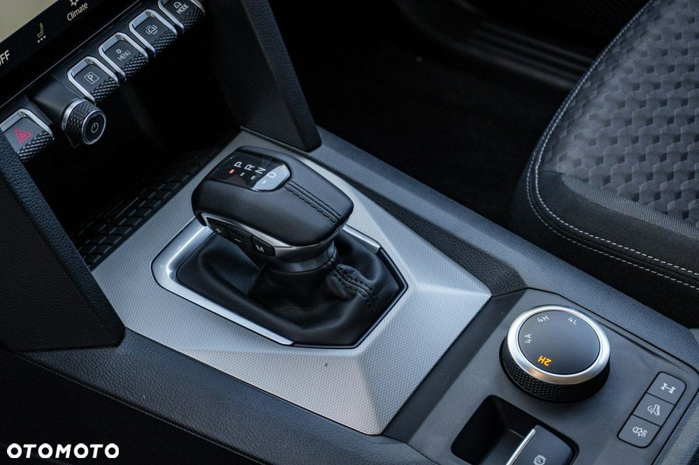 Volkswagen Amarok - 19