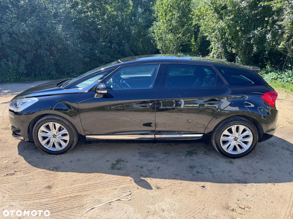 DS Automobiles DS 5 - 12