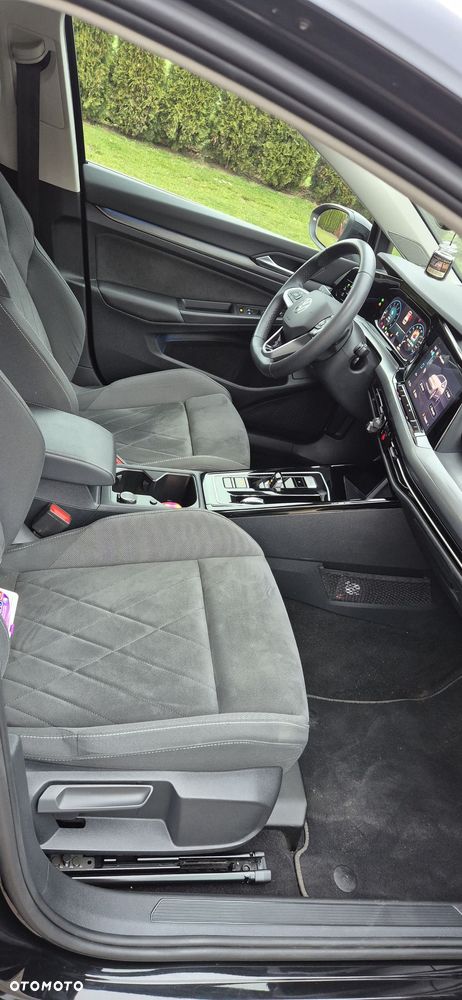 Volkswagen Golf 1.5 eTSI OPF DSG Style - 8