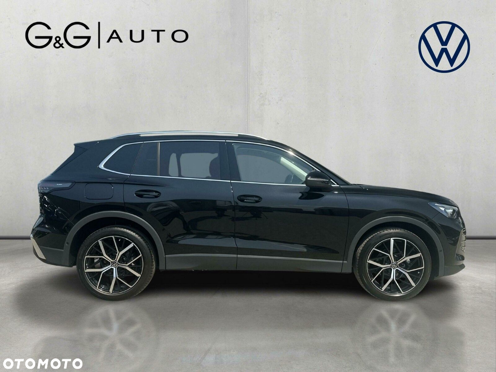 Volkswagen Tiguan - 16