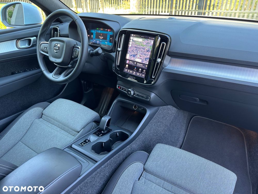 Volvo XC 40 - 15