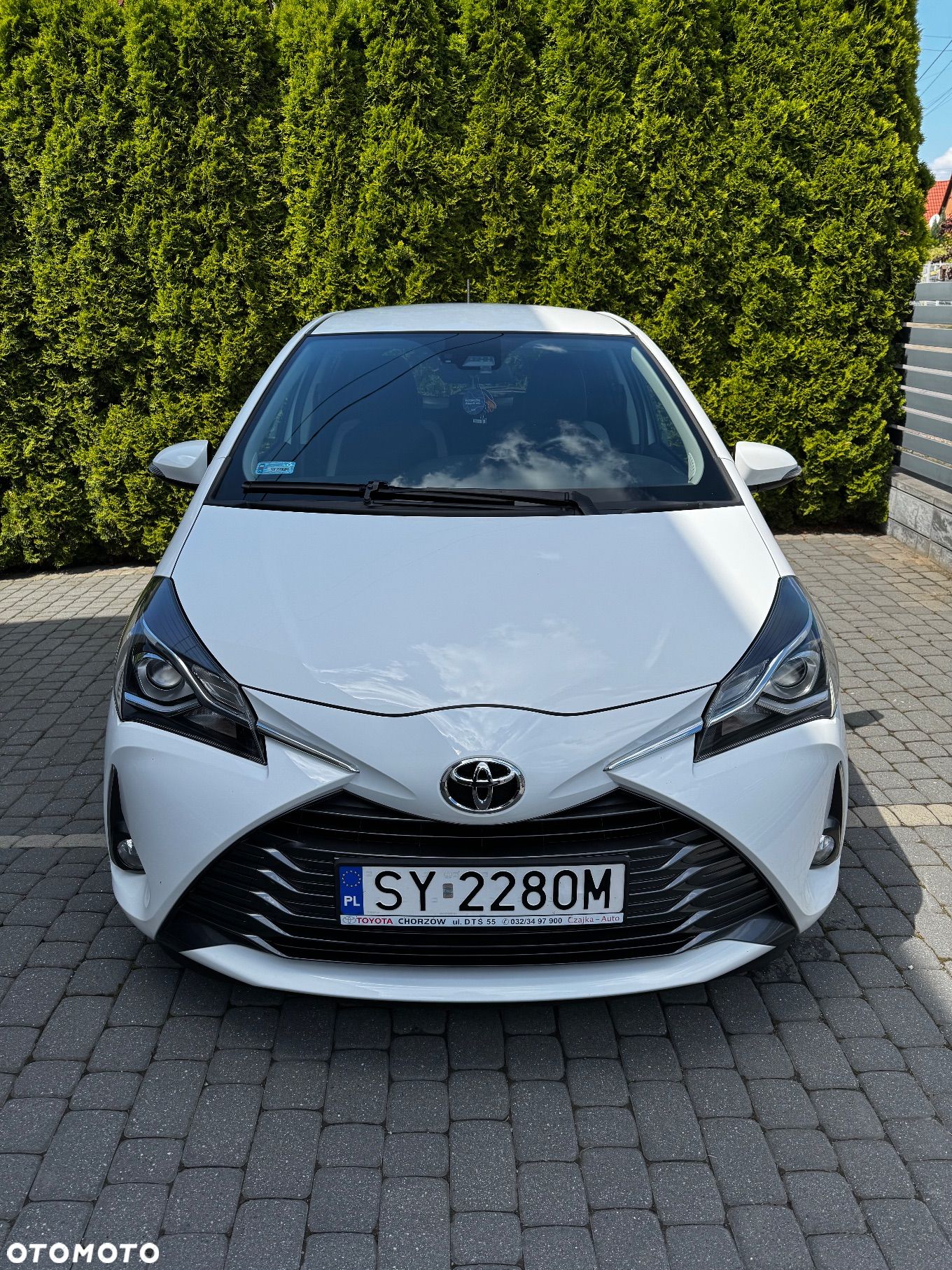 Toyota Yaris 1.5 20th Anniversary CVT - 1