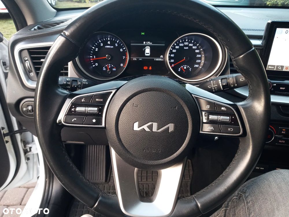 Kia Ceed 1.5 T-GDI M - 15