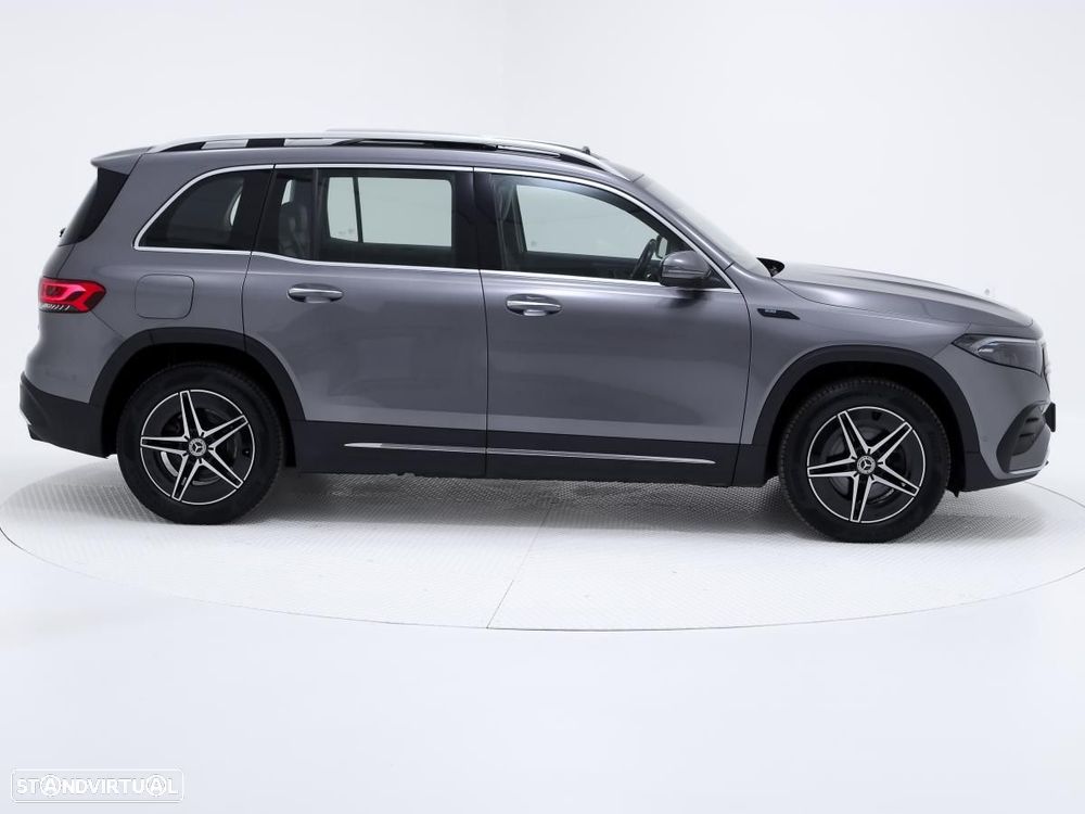 Mercedes-Benz EQB 300 4Matic AMG Line - 2