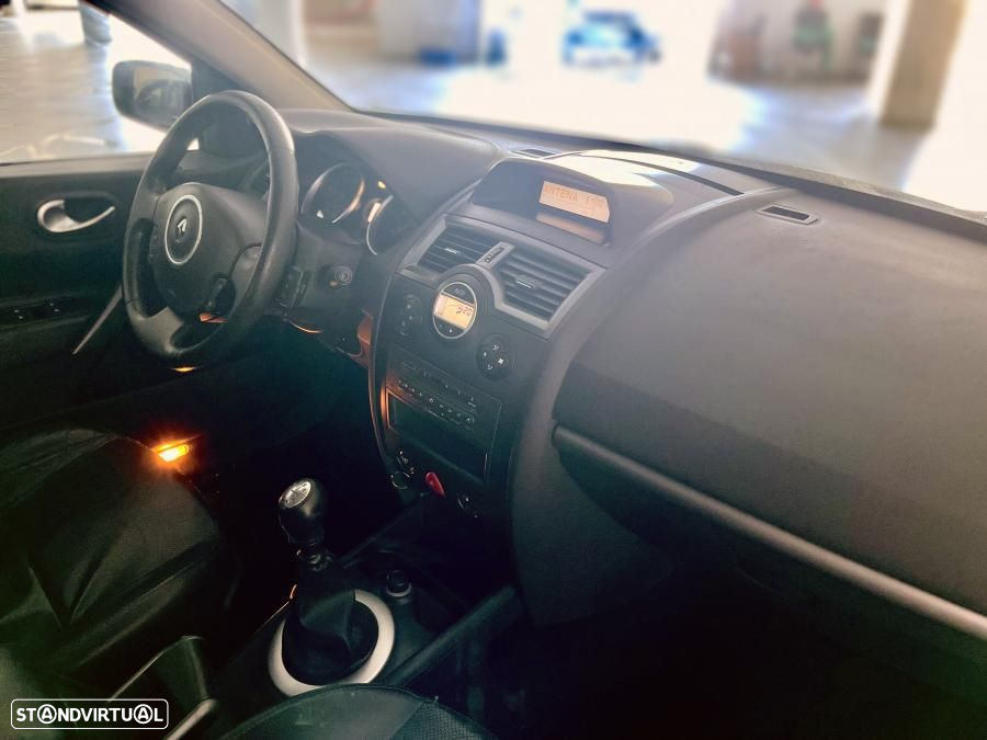 Renault Mégane Break 1.5 dCi Dynamique S - 16