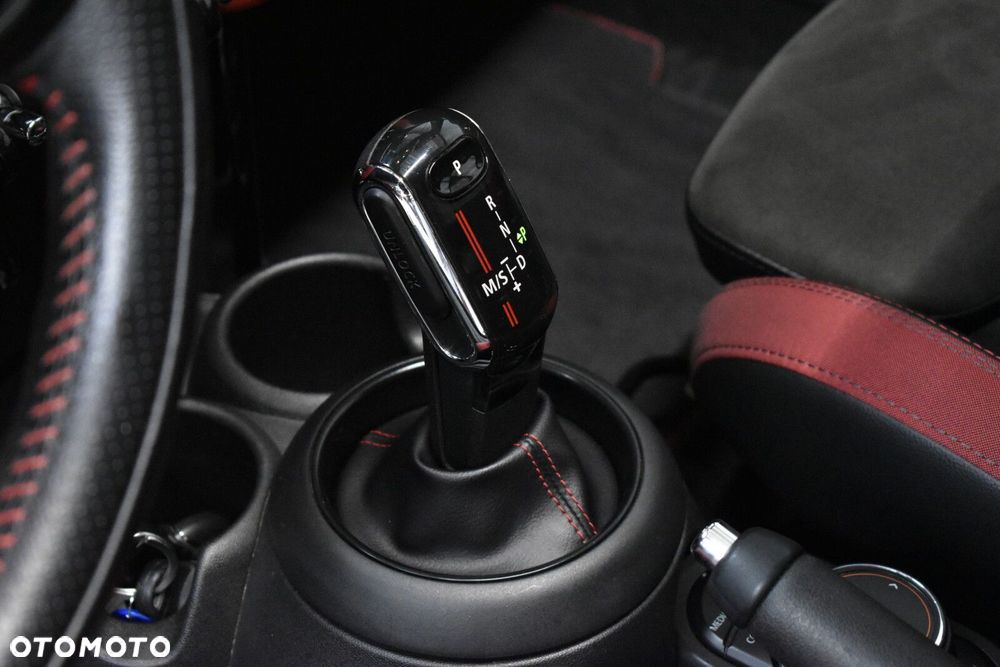 MINI John Cooper Works - 18