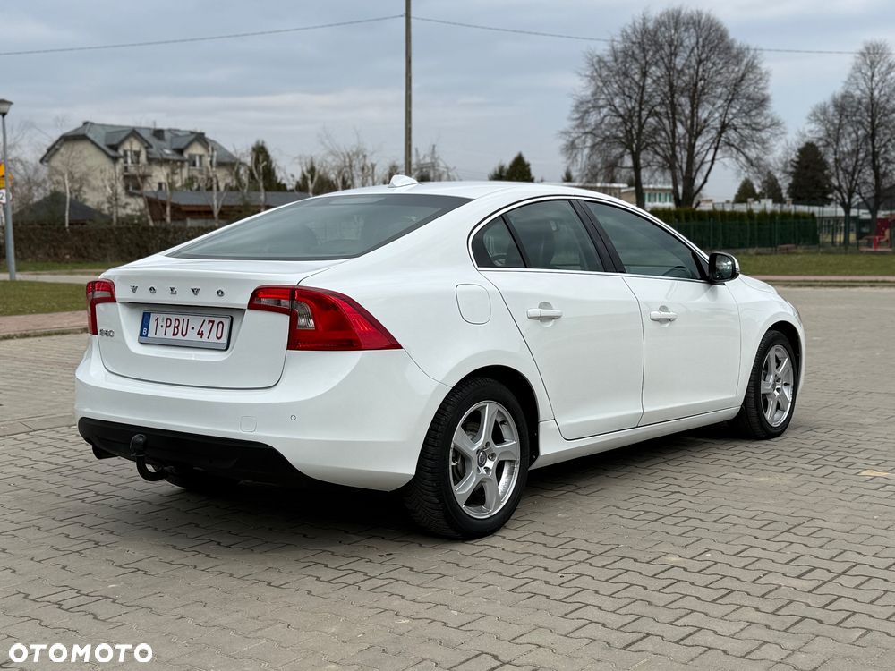 Volvo S60 DRIVe Momentum - 12