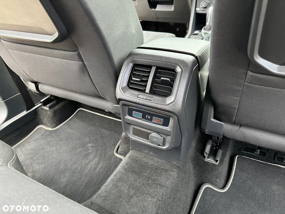 Volkswagen Tiguan - 26