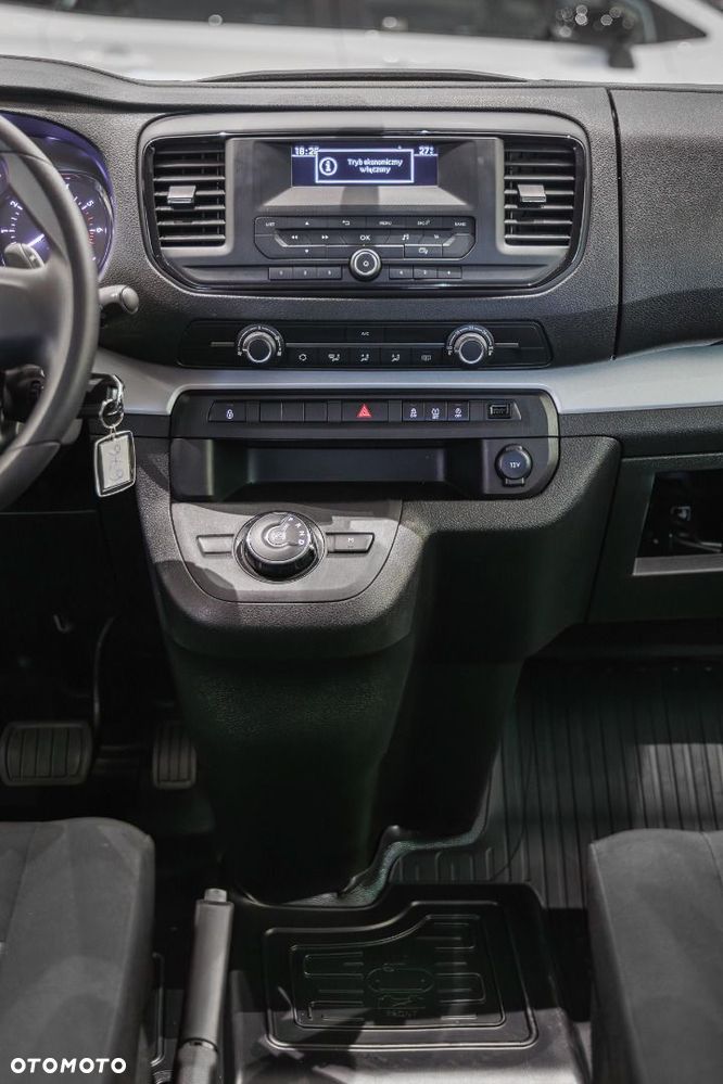 Toyota Proace Verso - 22