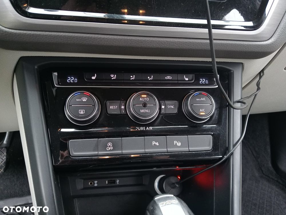 Volkswagen Touran 2.0 TDI SCR (BlueMotion Technology) DSG Comfortline - 18