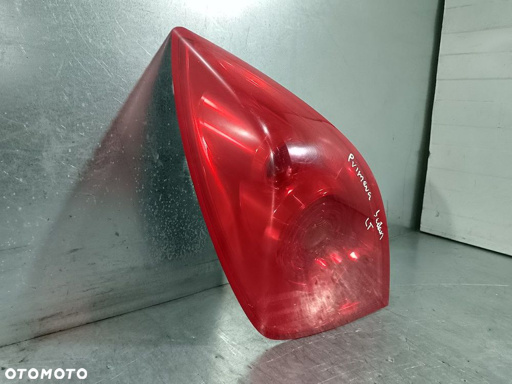 LAMPA TYLNA LEWA NISSAN PRIMERA P12 ( 03-07 ) HATCHBACK 5 DRZWI - 6